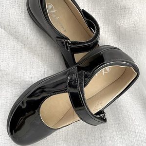 Naturino Little Girls Patent Leather Mary Jane